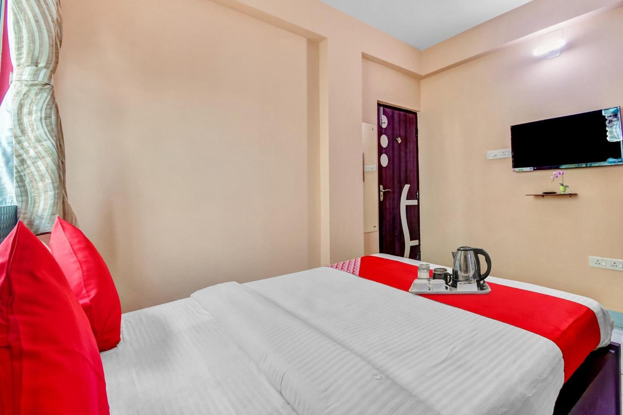 Hotel O Prasad Inn Колката Екстериор снимка